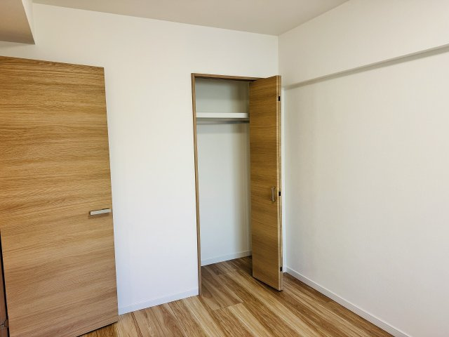 ライオンズマンション南大沢の収納|～収納力の高いクローゼット完備～