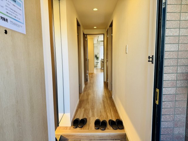 ライオンズマンション南大沢の玄関|～内装フルフォーム済の住戸です～
