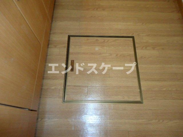 エレガンスⅡの収納|床下収納
高崎、前橋のお部屋探しはエンドスケープまで！お客様の理想お聞かせ下さい♪
