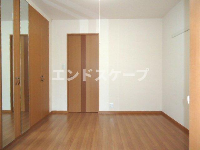 エレガンスⅡの内装|洋室
高崎、前橋のお部屋探しはエンドスケープまで！お客様の理想お聞かせ下さい♪