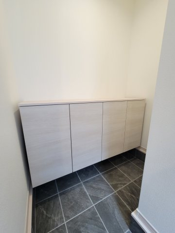 黒田1区画（333-6）・新築戸建の玄関