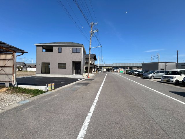 クワイエ　一宮市蓮池第1　全1区画分譲の前面道路含む現地写真|■前面道路　■ヤマダ不動産　株式会社リライフ　
■夢のマイホーム購入をフルサポートします！