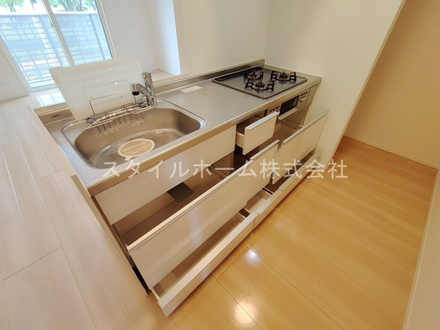 コンフォール西小鷹野Ⅱのキッチン