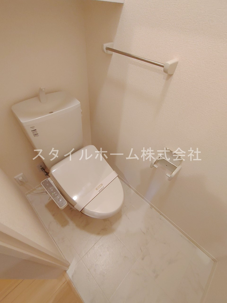 コンフォール西小鷹野Ⅱのトイレ
