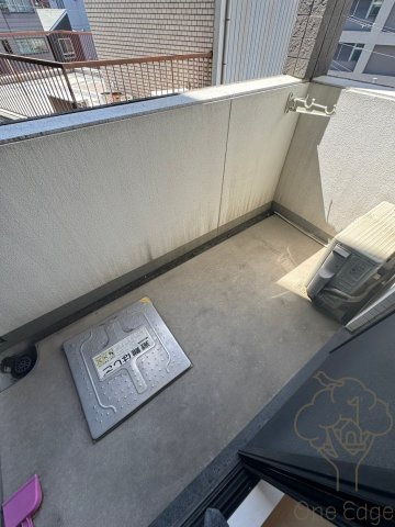 フロンティアゲート淀川のバルコニー