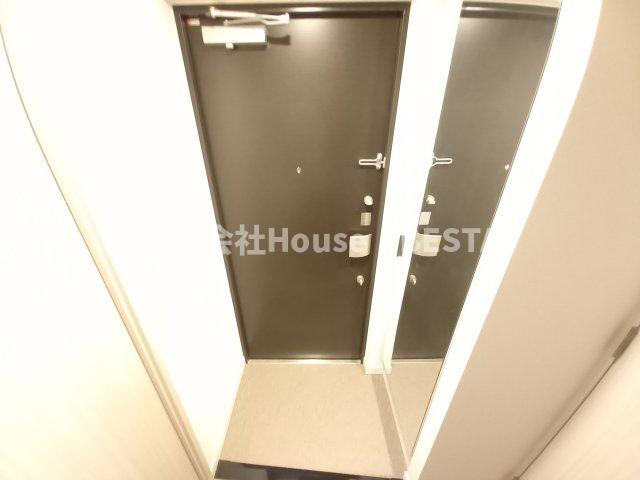 プレサンス兵庫駅前の玄関