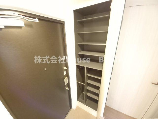 プレサンス兵庫駅前の収納