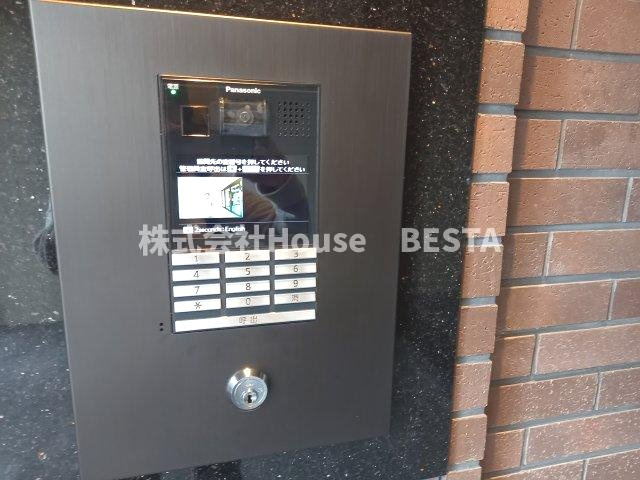 プレサンス兵庫駅前のエントランス