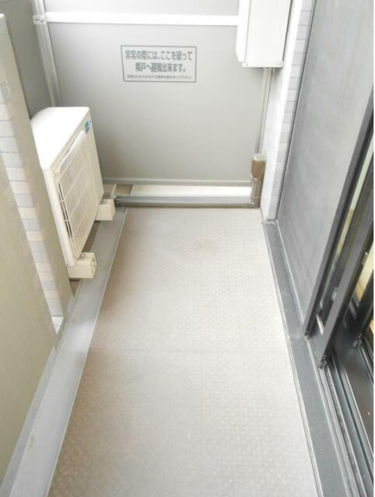 板橋区高島平７丁目の賃貸マンションのバルコニー|同仕様