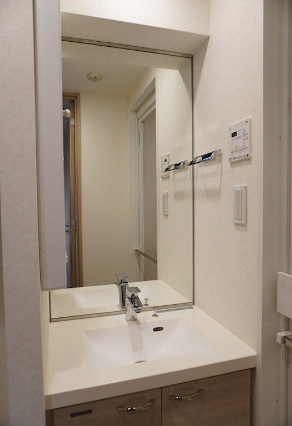 板橋区高島平７丁目の賃貸マンションの洗面所