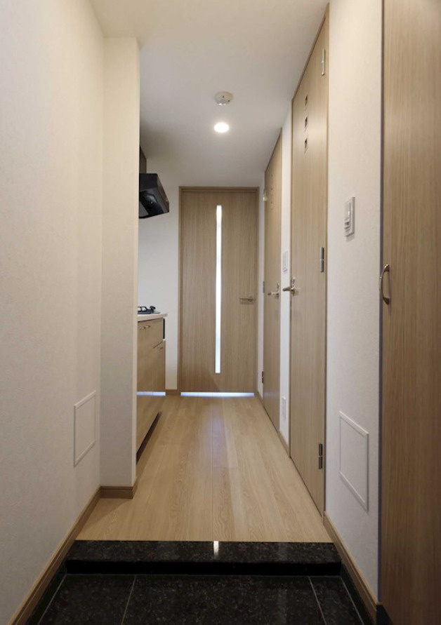 板橋区高島平７丁目の賃貸マンションの玄関