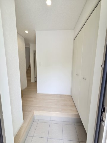 新築　伊勢崎市田部井町第9　3号棟　Cradle Gardenの玄関|新築　伊勢崎市田部井町第9　3号棟　Cradle Garden