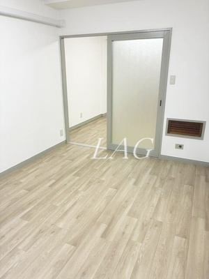 【居間・リビング】 | 麻布十番ハイツ | 洋室のお部屋です。