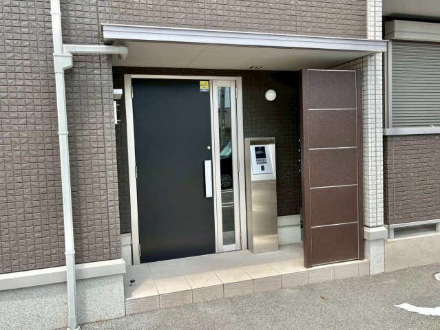 グランベール東姫路のエントランス