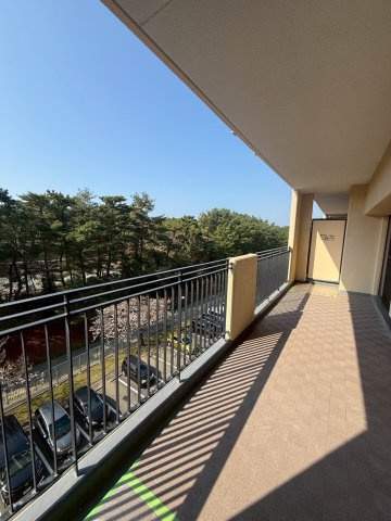 シーサイドパレスフェニックス古賀のバルコニー