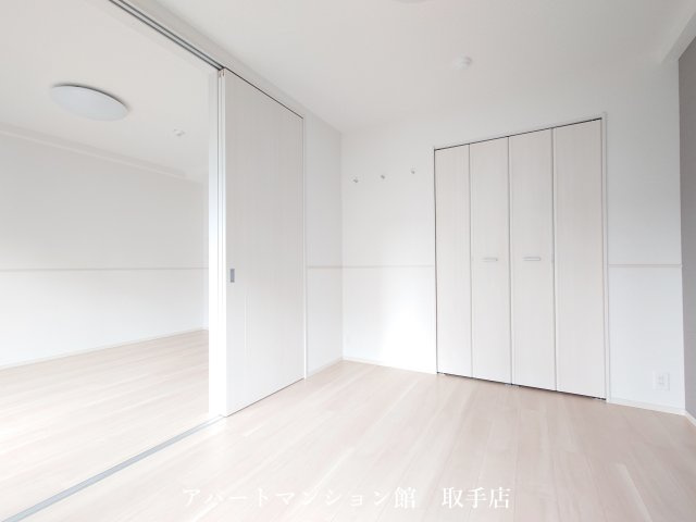 Ｙ’ｓ　ＳＴＡＴＥ　天王台の居間・リビング