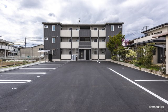 エスポワール栗田のエントランス