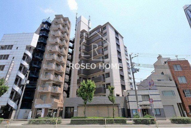 梅田プレミアムコートの外観