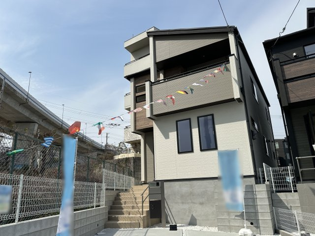 神戸市垂水区名谷町１期新築戸建１号棟の外観