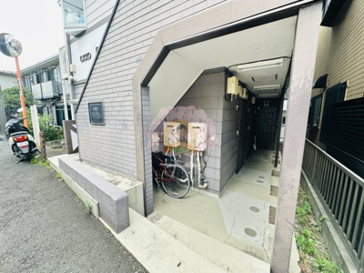 【エントランス】 | オッコーララ弘明寺