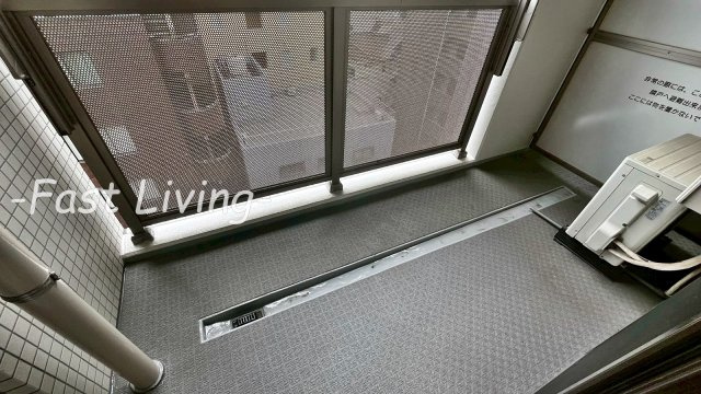 アリビオ九段のバルコニー