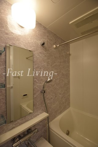 NANAEI日本橋の浴室