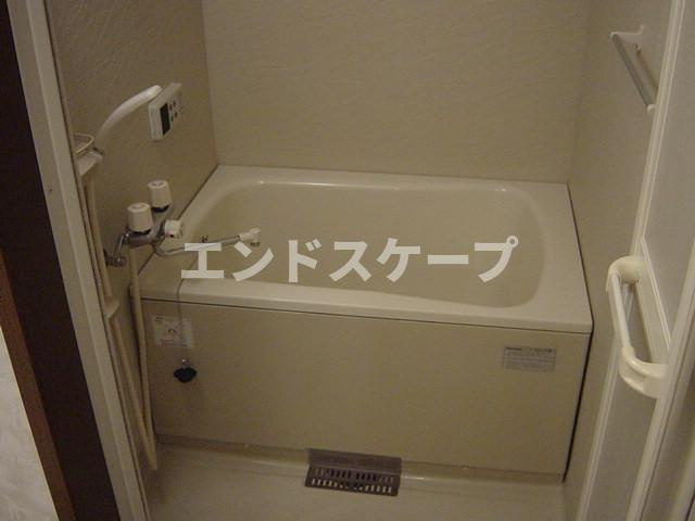 ルミナスハイムの浴室|バス
高崎、前橋のお部屋探しはエンドスケープまで！お客様の理想お聞かせ下さい♪