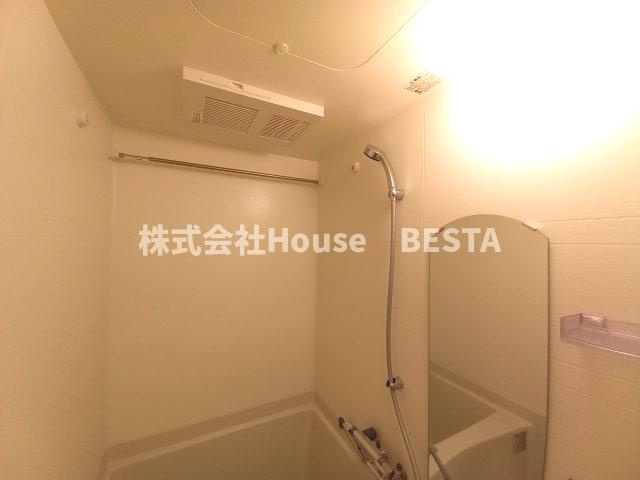 プレサンス兵庫駅前の浴室