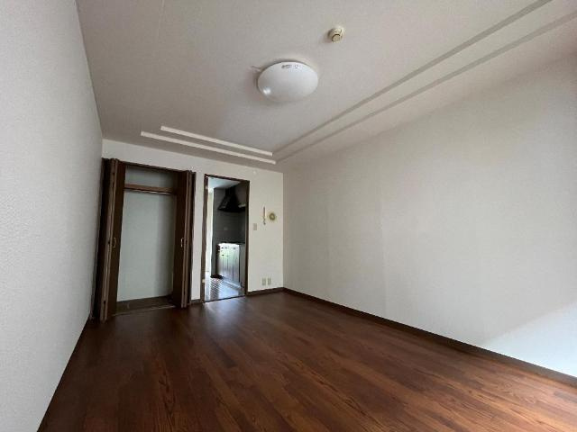 ロズウェルシブヤの内装|洋室