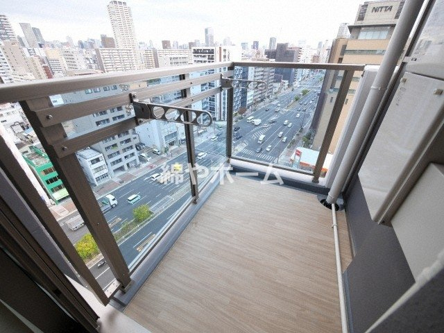 エグゼ難波WESTリバーのバルコニー|バルコニー付きです