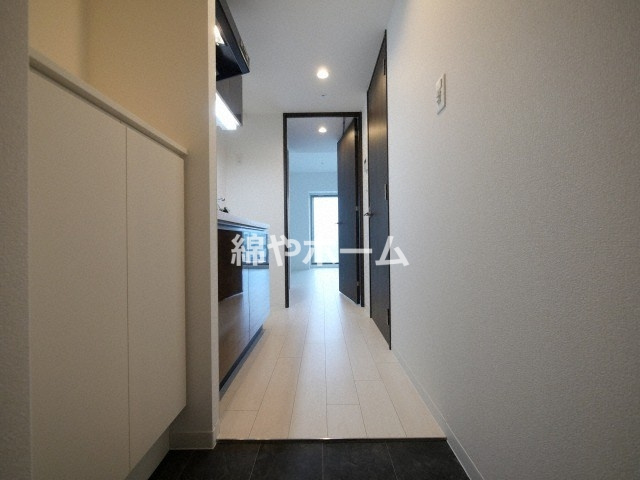 エグゼ難波WESTリバーの玄関|シンプルで使いやすい玄関です