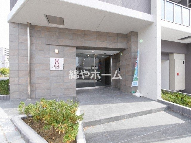 エグゼ難波WESTリバーのエントランス|建物の内部です