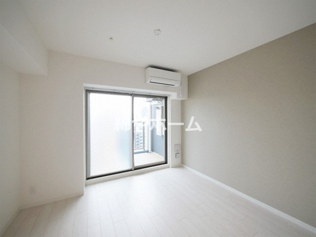 エグゼ難波WESTリバーの居間・リビング|使いやすいリビングです