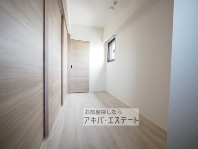 【寝室】 | ラティエラ秋葉原