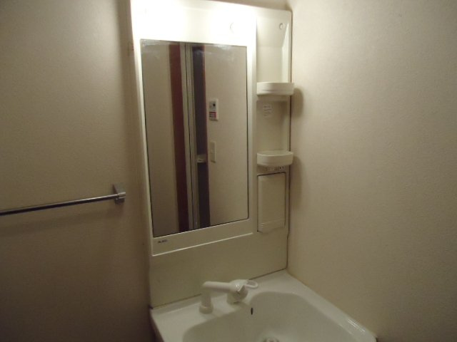 ハイツルミナスの洗面所|洗面