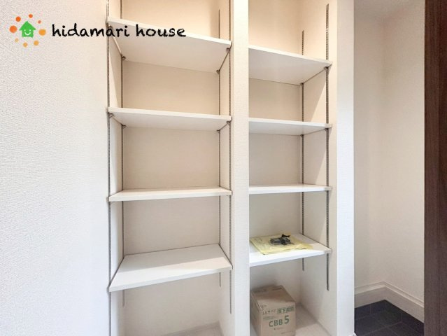 上尾市瓦葺第2　新築戸建　リーブル01の収納