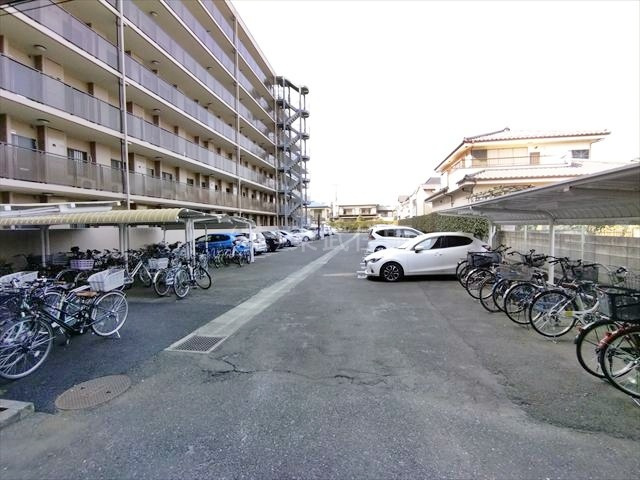 【駐車場】 | 朝日パリオ上福岡 | 敷地内駐車場（空き状況要確認）