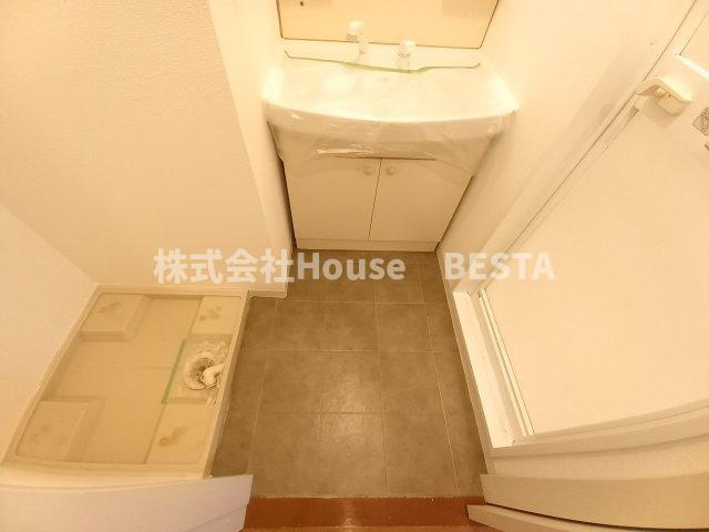 ベルフェリーク新神戸の洗面所