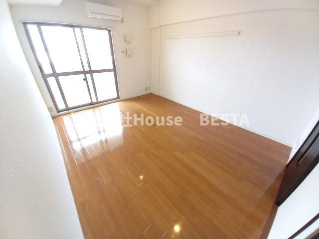 ベルフェリーク新神戸の寝室