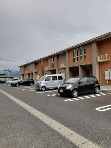セイバリーＡの駐車場