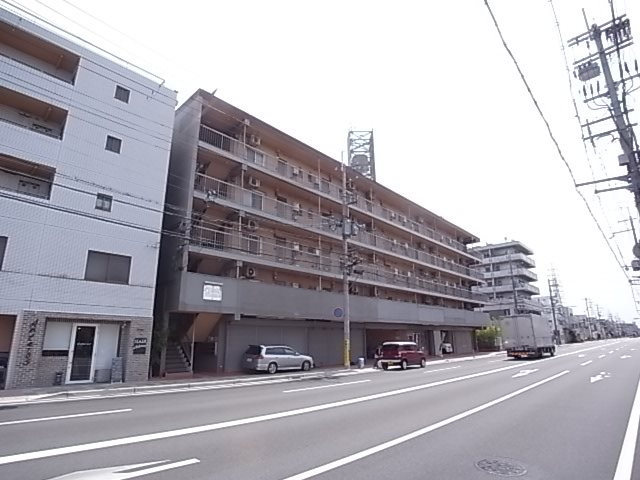 セビーヌ武庫之荘参番館の外観|外観は落ち着いています