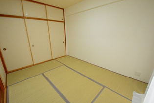 ＫＤＸレジデンス夙川ヒルズ５番館の和室