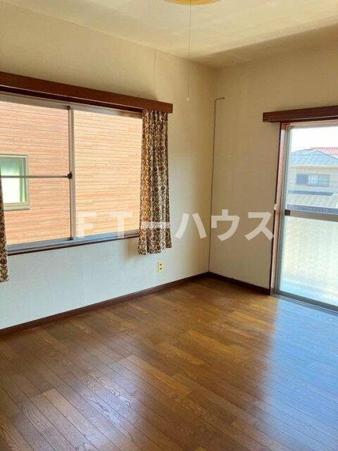 松が丘戸建の寝室