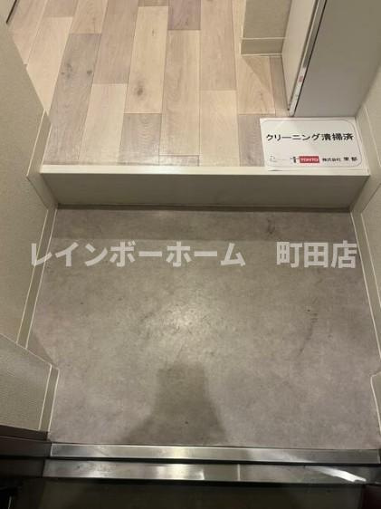  Ｐｒｏｇｒｅｓｓ　ＭＡＣＨＩＤＡ※初期費用分割あと払いサービス利用可能物件の玄関