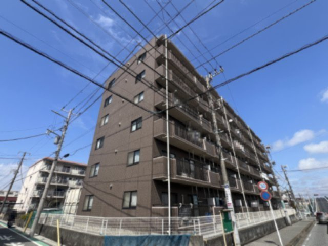 ハーヴェスト本郷の外観
