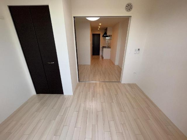 プレジ・マルトモ(ＰＲＥＳＩ・ＭＡＲＵＴＯＭＯ)の内装|洋室