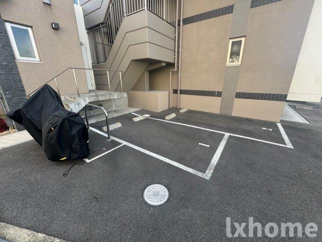 ロイス南茨木の駐車場|駐車場です