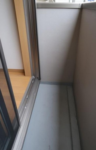【バルコニー】