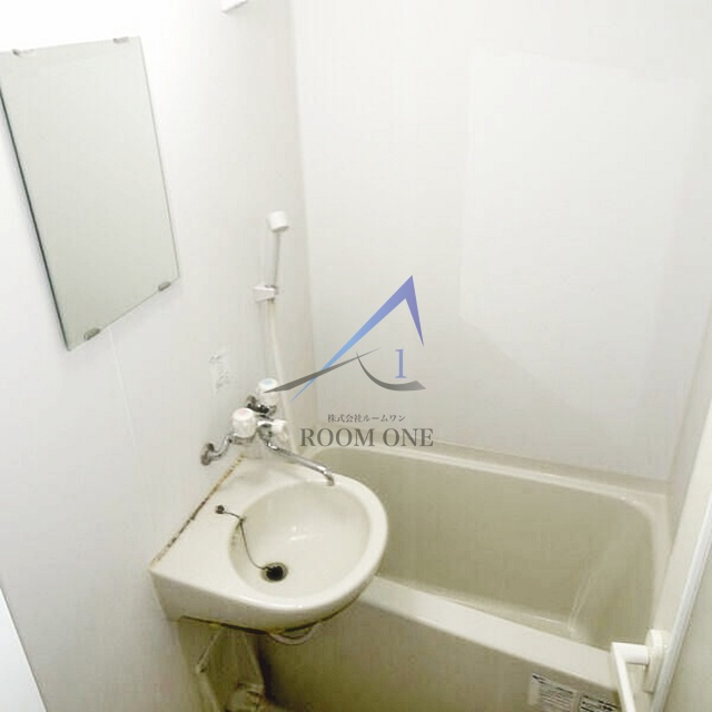 マハロビルの浴室|お風呂です。