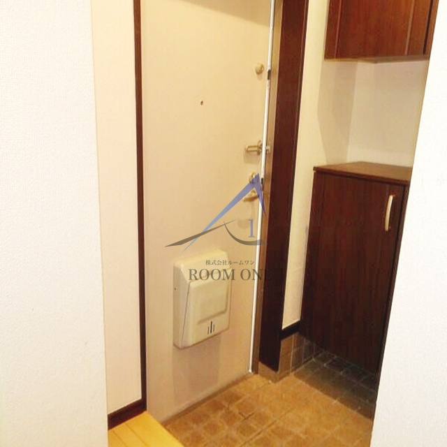 マハロビルの玄関|玄関です。